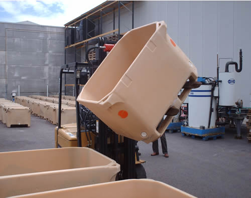 Volteador de palets tablero giratorio