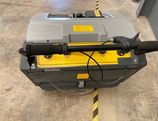 Barredora-aspiradora-fa-sa-sw-3700sc-usada-nc00463-1