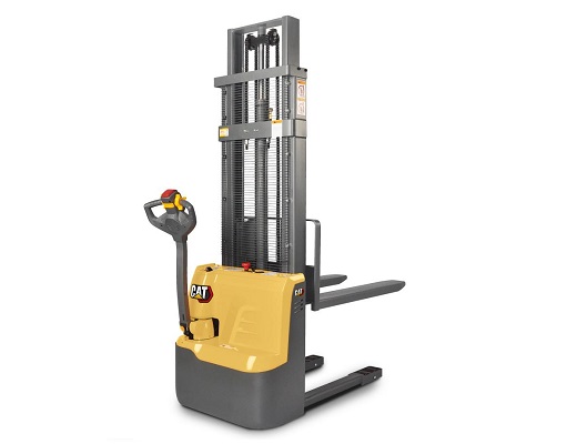 Apilador-electrico-caterpillar-serie-QL-1200-kg-con-elevacion-inicial-1