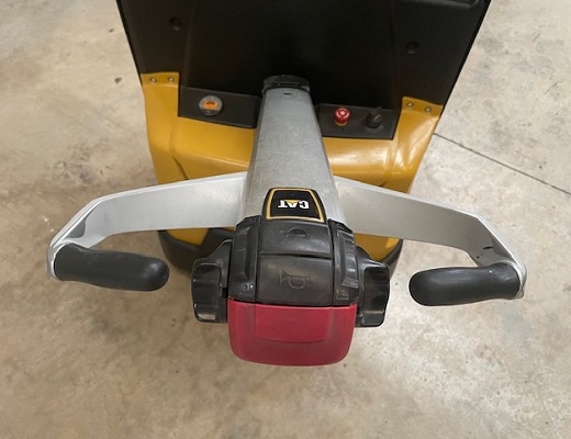 transpaleta-caterpillar-usada-npp20n2-NC00393-10