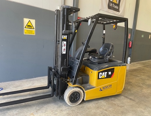 carretilla-electrica-caterpillar-usada-1800kg-nc00402-1